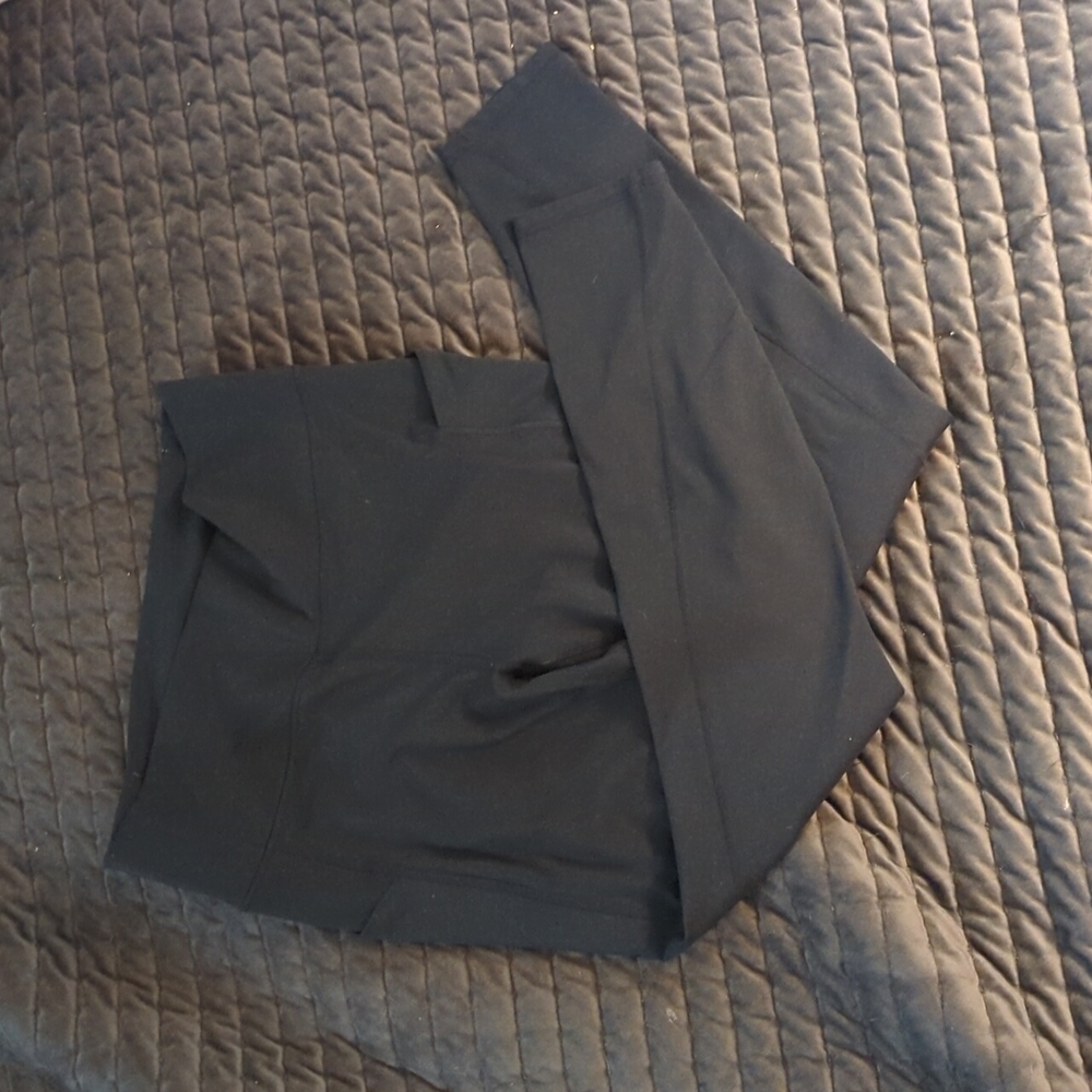 Pure luxe by Fabletics pocket leggings